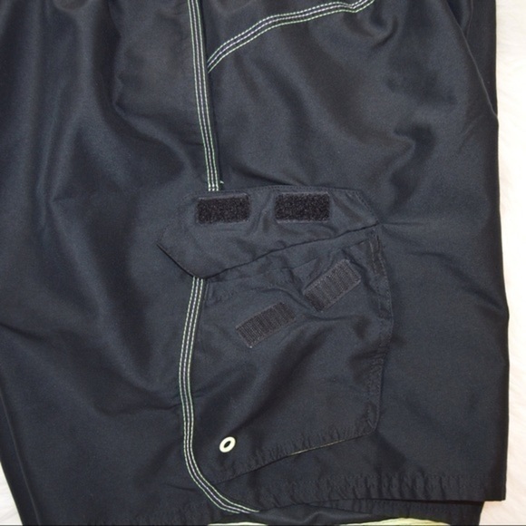 Nike Swim Trunks/Shorts, Black - Large, Pockets - Picture 8 of 10
